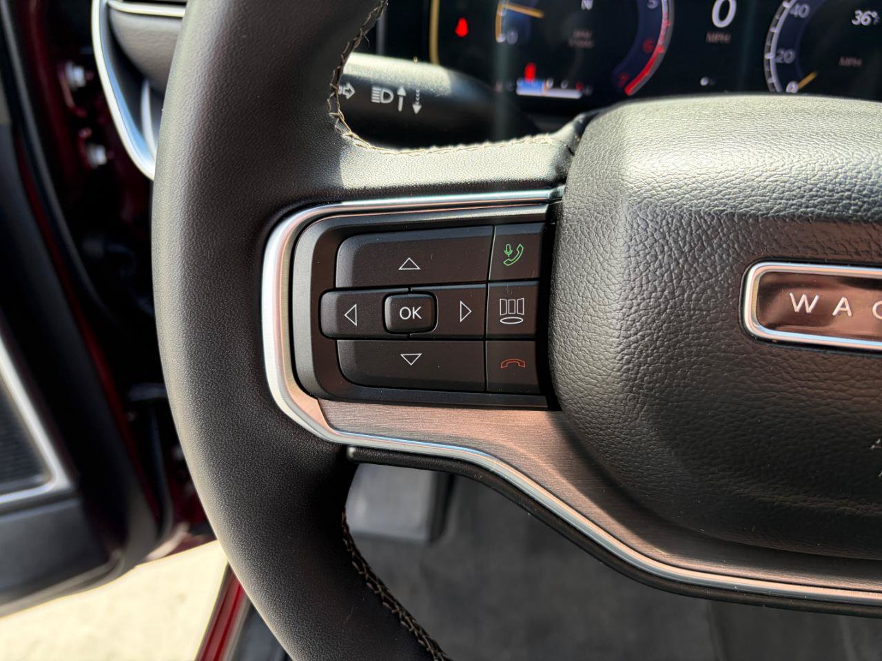 Used 2024 Jeep Wagoneer Series II AWD/4WD image 19