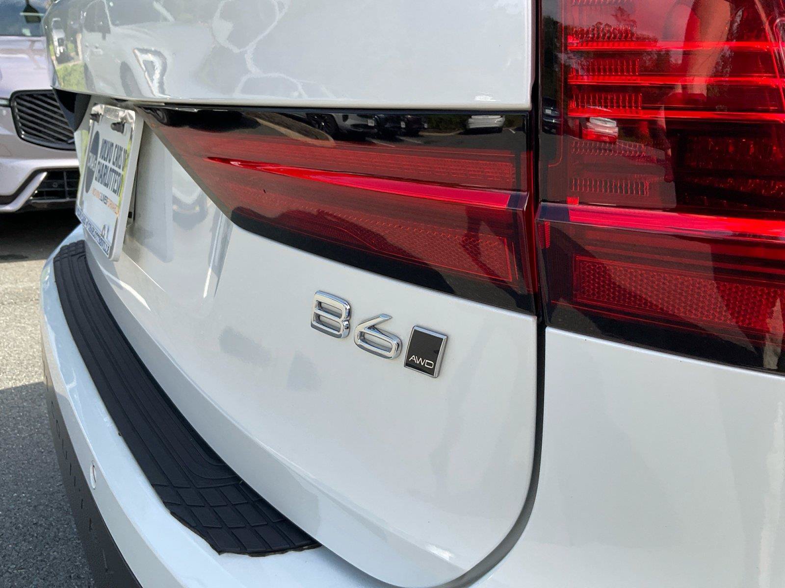 Certified 2025 Volvo V90 B6 Cross Country Ultra AWD/4WD image 17