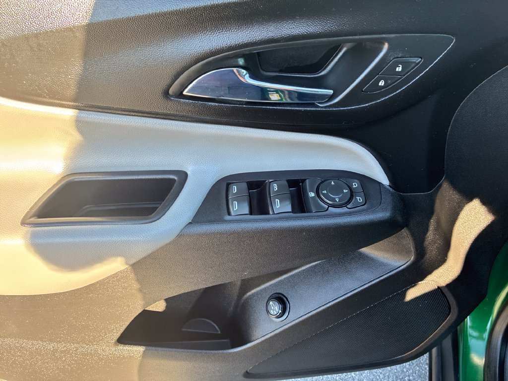 Used 2018 Chevrolet Equinox LT AWD/4WD image 12