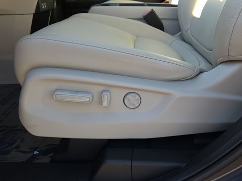 Certified 2025 Honda Odyssey EX-L image 12