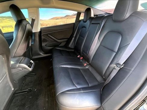 Used 2019 Tesla Model 3 Long Range image 21