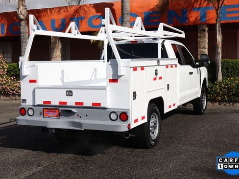 Used 2023 Ford F250 XL w/ Snow Plow/Camper Package image 9