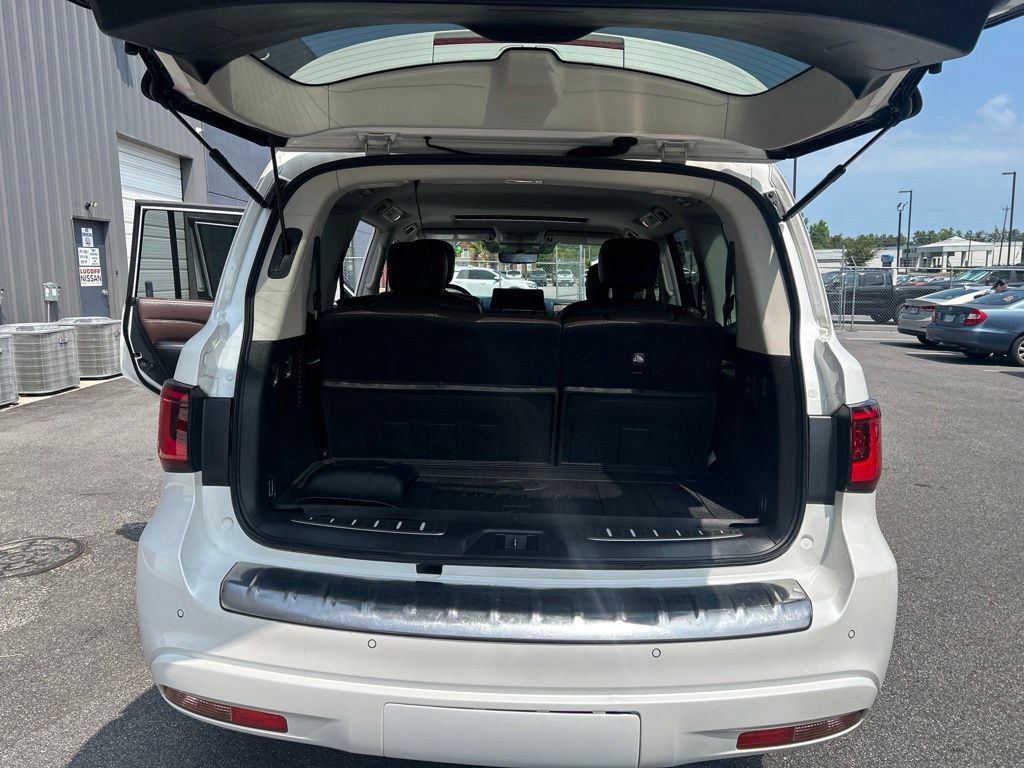 Used 2023 INFINITI QX80 Premium Select w/ All-Season Package AWD/4WD image 28