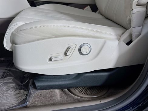 Certified 2023 Genesis GV80 3.5T AWD/4WD image 21