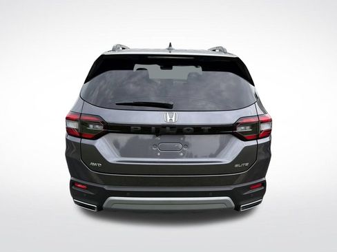 Used 2025 Honda Pilot Elite image 6