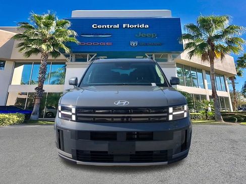 Used 2025 Hyundai Santa Fe Limited image 3