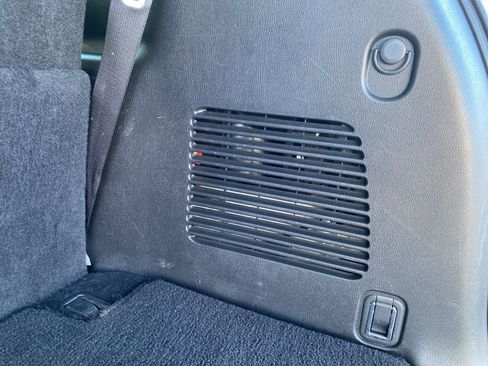 Used 2023 Nissan Armada SV image 37