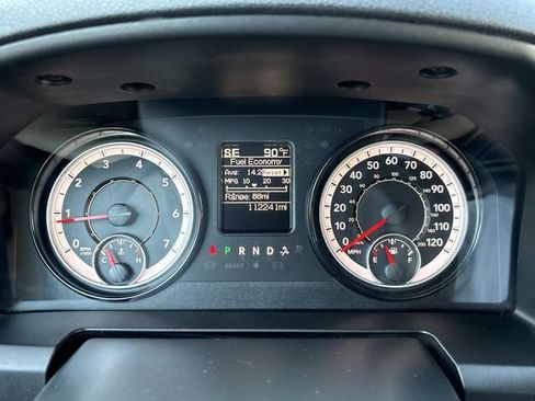 Used 2021 RAM 1500 Classic SLT AWD/4WD image 34