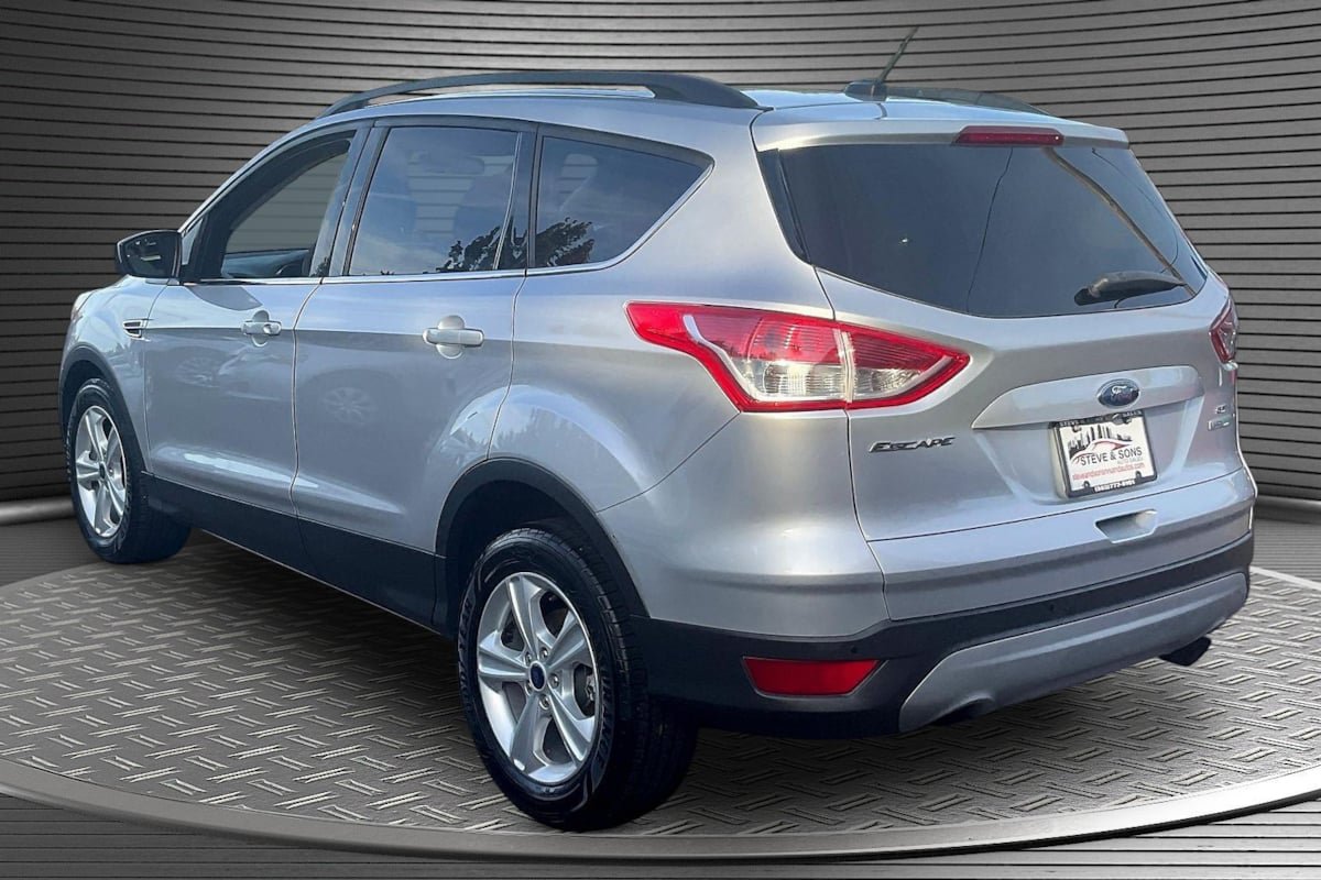 Used 2014 Ford Escape SE w/ Equipment Group 201A FWD image 4