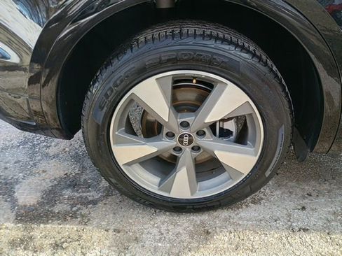 Used 2023 Audi Q5 2.0T Premium Plus image 10