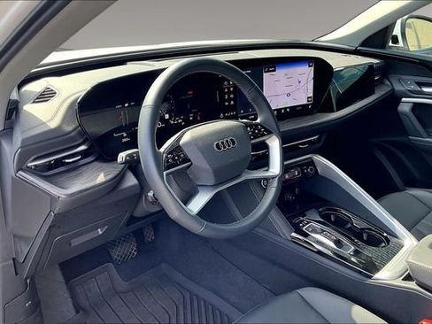 Used 2025 Audi Q5 Premium w/ Convenience Package AWD/4WD image 17