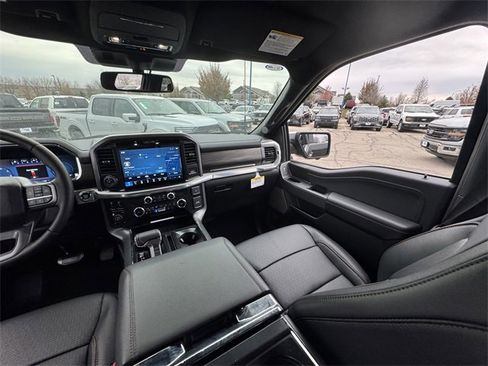 New 2025 Ford F150 Lariat w/ Equipment Group 501A Mid image 18