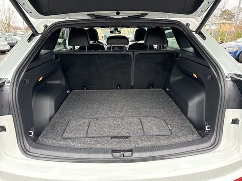 Used 2023 Volkswagen Atlas Cross Sport SEL R-Line image 27