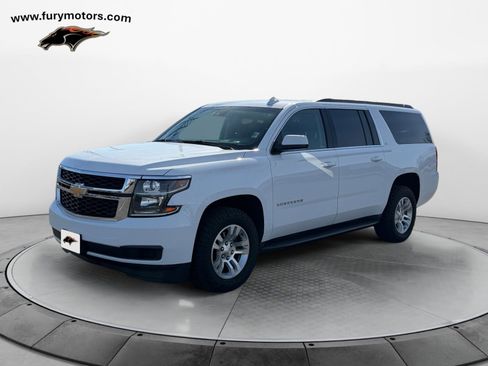 Used 2019 Chevrolet Suburban LT image 7