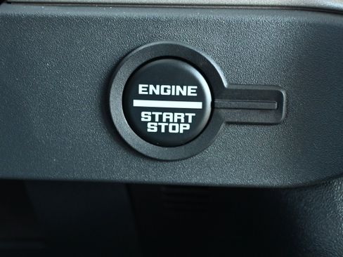 New 2026 Ford Bronco Outer Banks w/ Sasquatch Package AWD/4WD image 20