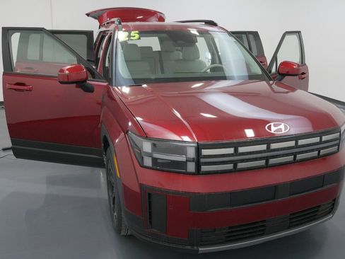 Used 2025 Hyundai Santa Fe SEL image 40
