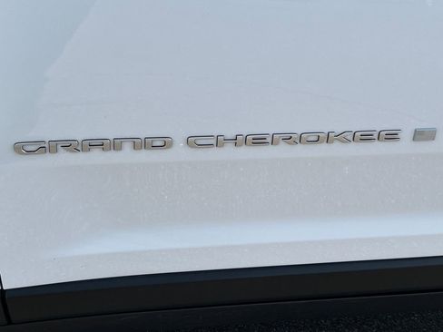 Used 2024 Jeep Grand Cherokee Limited w/ Trailer Tow Package image 25