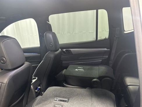 New 2025 Buick Enclave Preferred w/ Power Package image 21