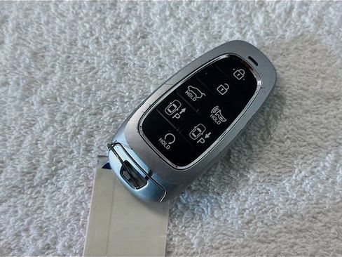 Used 2023 Hyundai Tucson Limited image 25