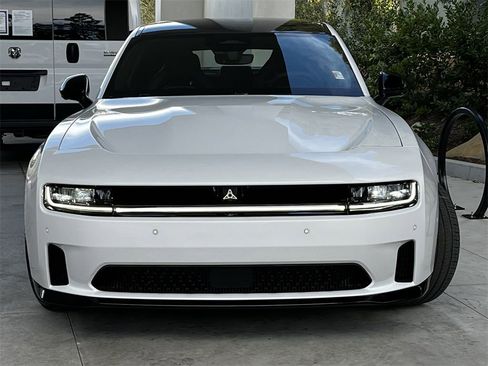 New 2025 Dodge Charger R/T Scat Pack w/ Track Pack image 2