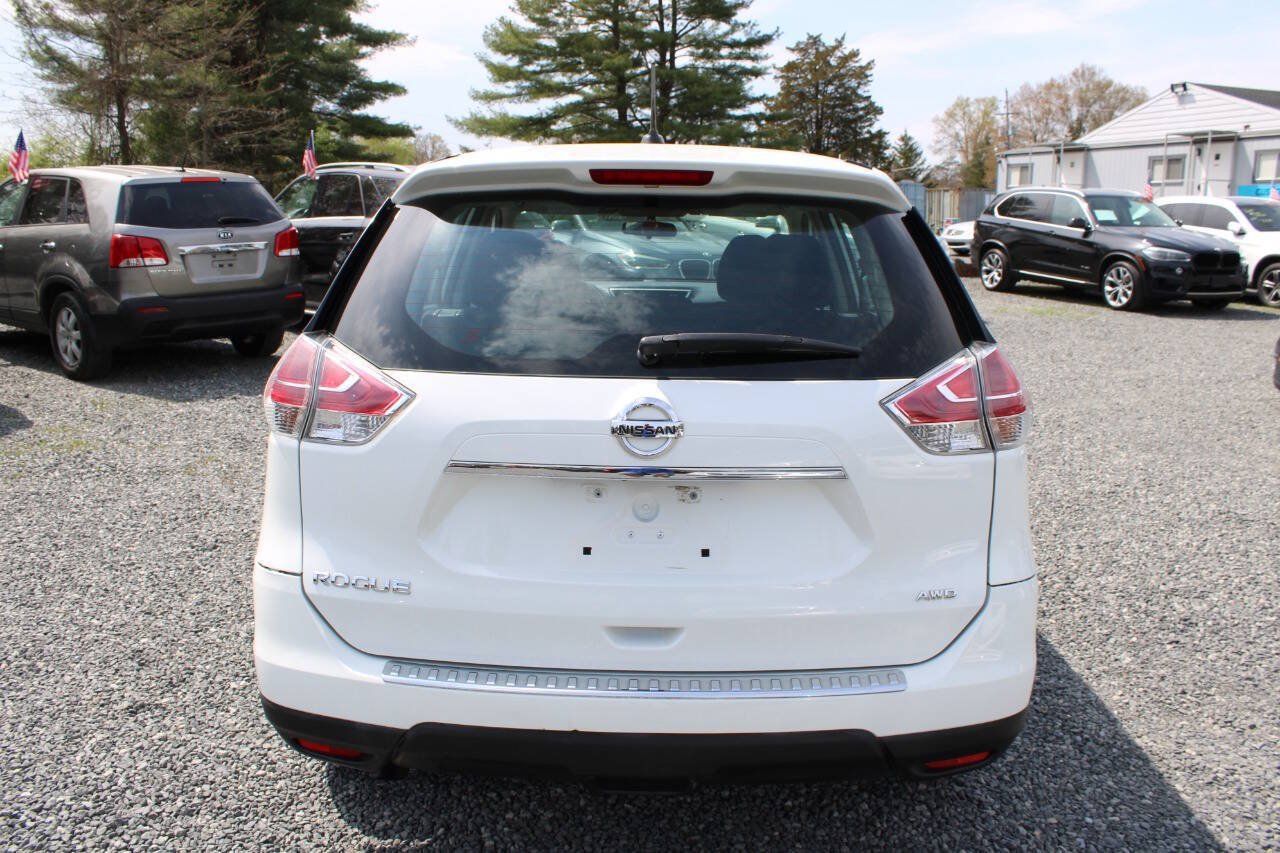 Used 2015 Nissan Rogue S AWD/4WD image 8