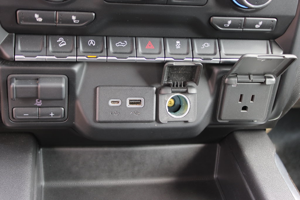 Certified 2019 Chevrolet Silverado 1500 RST w/ All-Star Edition AWD/4WD image 24