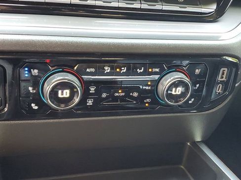 Used 2023 Chevrolet Silverado 1500 High Country w/ Z71 Off-Road Package image 24