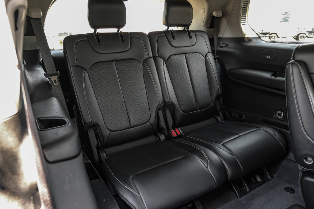 Used 2023 Jeep Grand Cherokee L Limited w/ Luxury Tech Group II AWD/4WD image 49