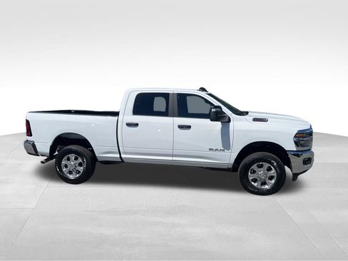 New 2026 RAM 2500 Big Horn AWD/4WD image 7