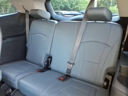 Certified 2020 Buick Enclave Essence AWD/4WD image 19