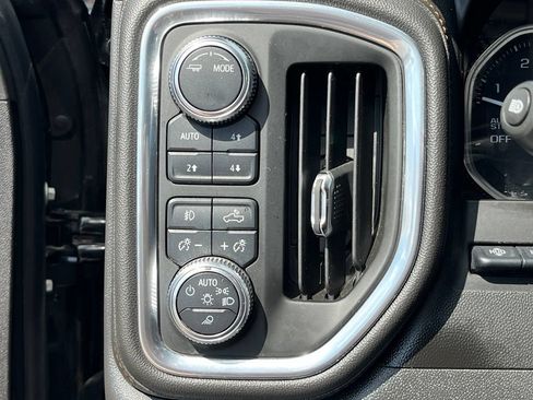 Used 2020 GMC Sierra 1500 AT4 w/ AT4 Premium Package AWD/4WD image 17