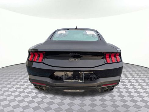 Used 2024 Ford Mustang GT Premium image 4