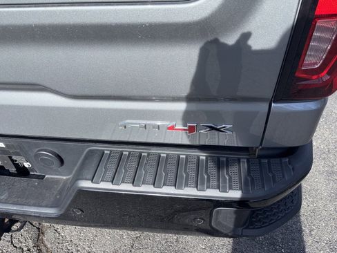 Used 2023 GMC Sierra 1500 AT4X image 7