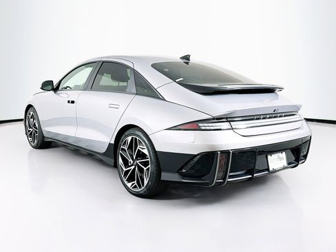 Used 2024 Hyundai Ioniq 6 SEL RWD image 5