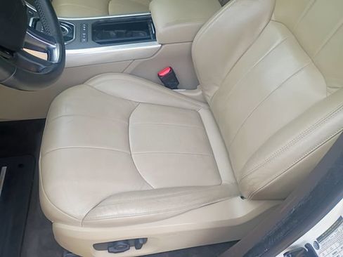 Used 2017 Land Rover Range Rover Evoque SE AWD/4WD image 30
