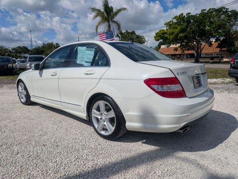 Used 2010 Mercedes-Benz C 300 4MATIC Sedan image 7