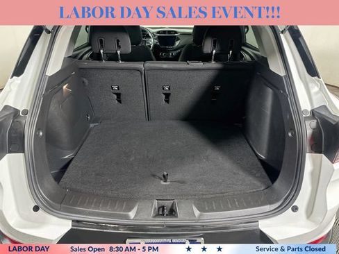 Used 2023 Chevrolet TrailBlazer LT w/ Convenience Package AWD/4WD image 24