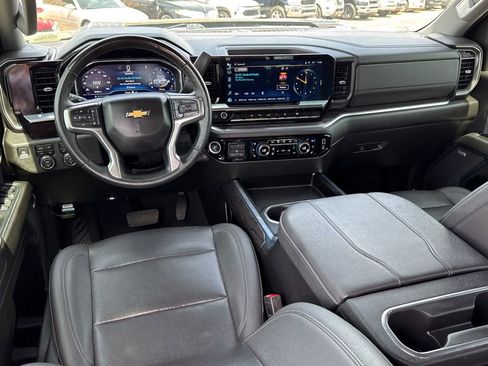 Used 2024 Chevrolet Silverado 2500 LTZ w/ LTZ Plus Package AWD/4WD image 7