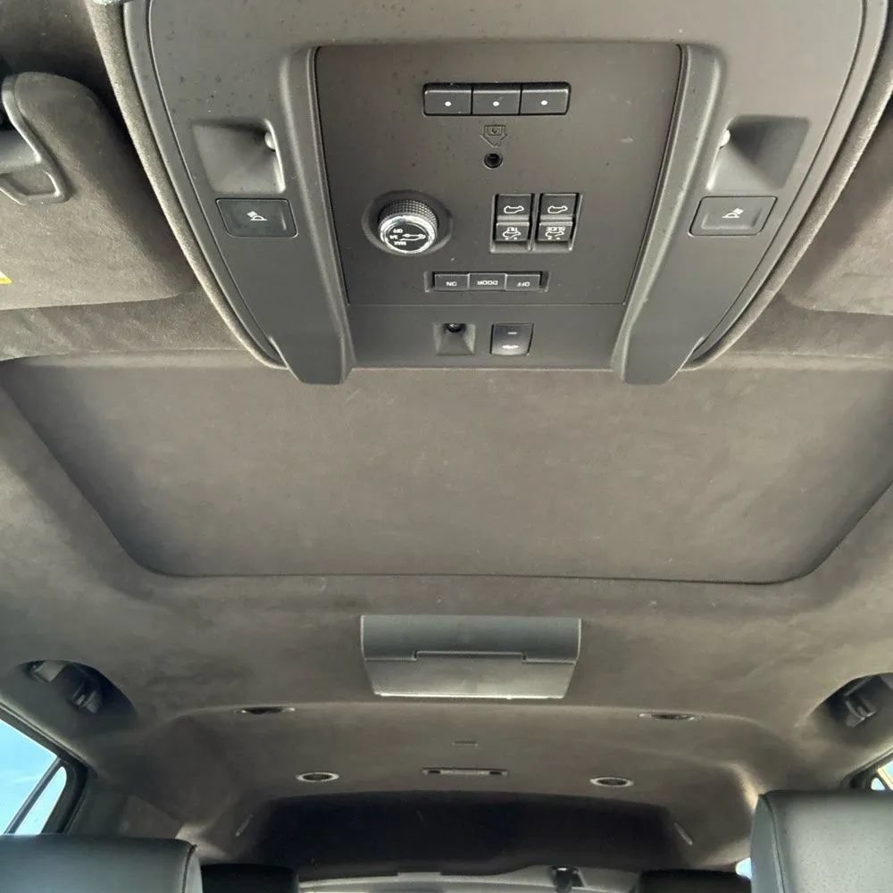 Used 2015 Cadillac Escalade Platinum AWD/4WD image 19