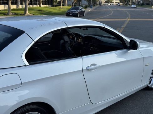 Used 2011 BMW 328i Convertible RWD image 13