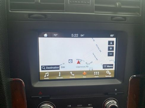 Used 2016 Lincoln Navigator L Select image 18