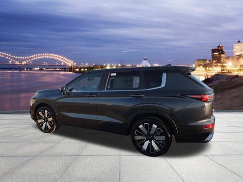 New 2026 Mitsubishi Outlander AWD image 3