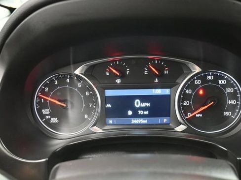 Used 2023 GMC Terrain AT4 w/ Tech Package AWD/4WD image 9