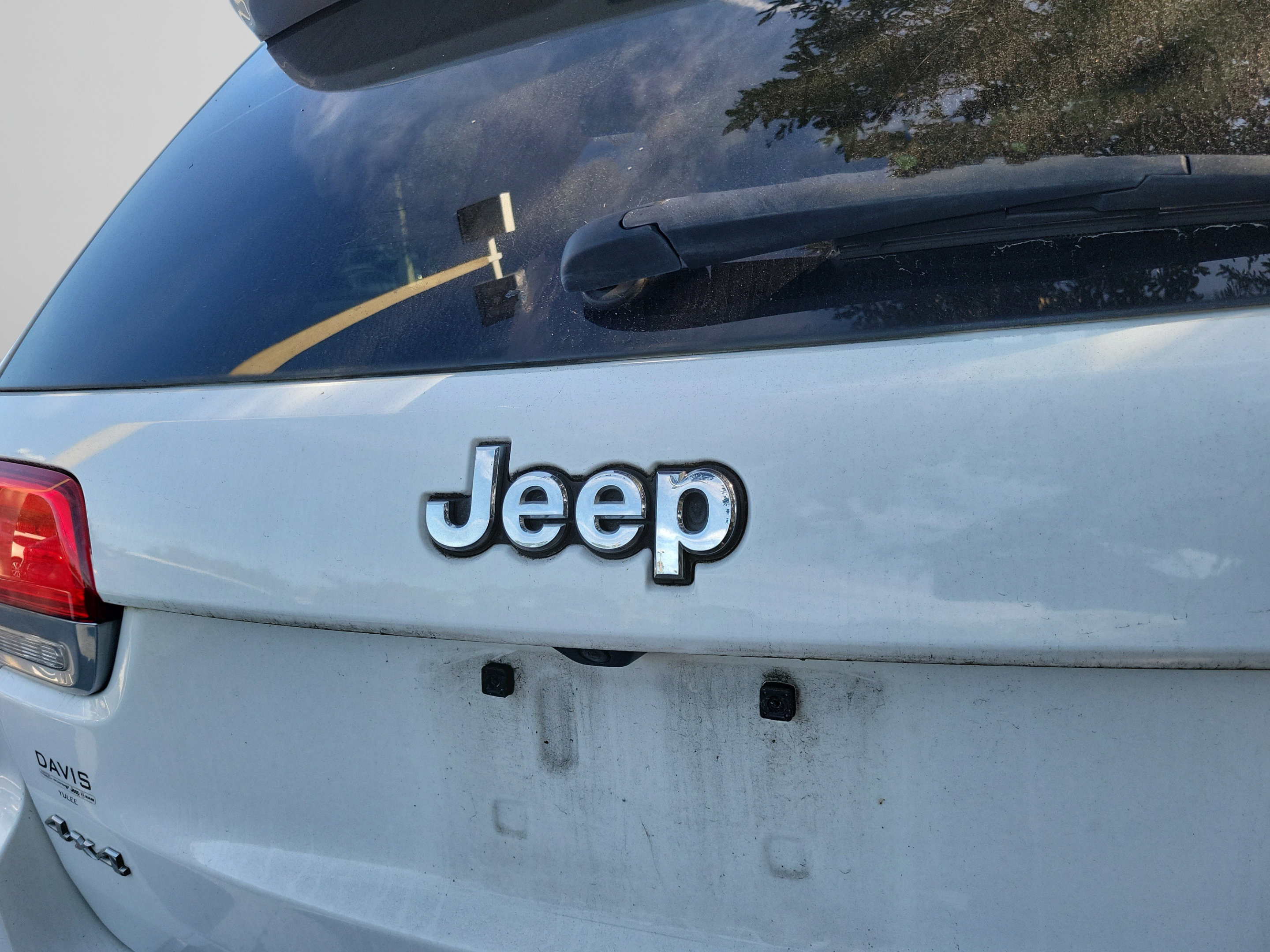 Used 2018 Jeep Grand Cherokee Limited w/ Trailer Tow Group IV AWD/4WD image 22