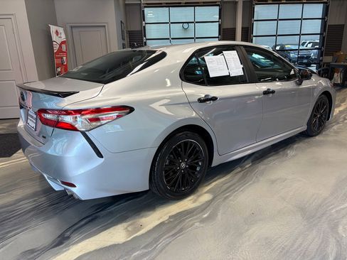 Used 2020 Toyota Camry SE FWD image 25