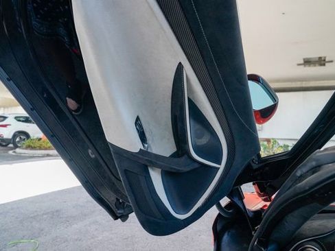 Used 2021 McLaren 765LT image 57