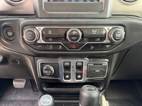 Used 2021 Jeep Wrangler Sport S image 18