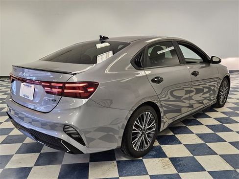 Used 2024 Kia Forte GT-Line w/ GT-Line Premium Package image 11