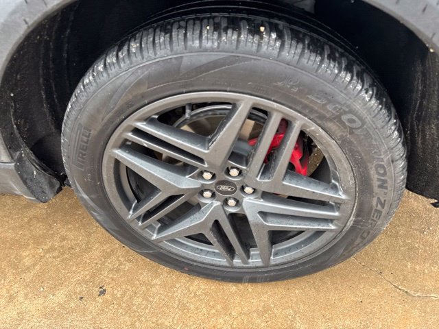Used 2025 Ford Explorer ST-Line w/ Premium Package RWD image 18