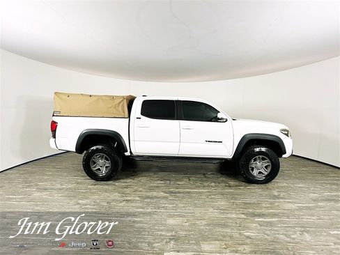 Used 2023 Toyota Tacoma 4x4 Double Cab image 8